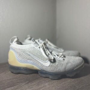Nike Air Vapor Max Flyknit Women’s Size 8 Sneakers Shoes